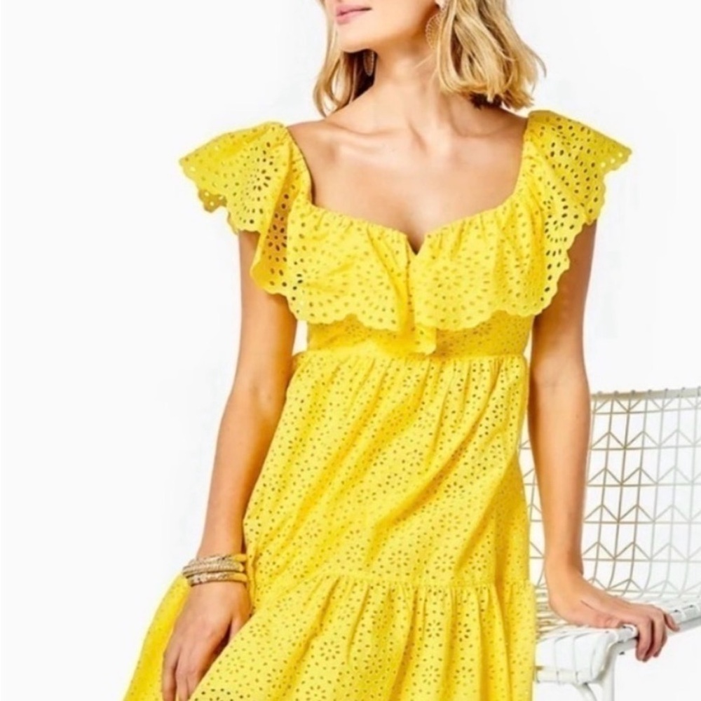 Lilly Pulitzer Asteria Dress in Resort Yellow Daisy Dreams Eyelet